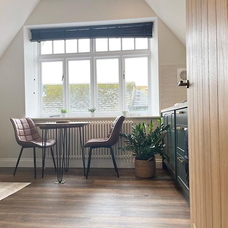 Modern Central One Bedroom Apartment In Penzance Exterior foto