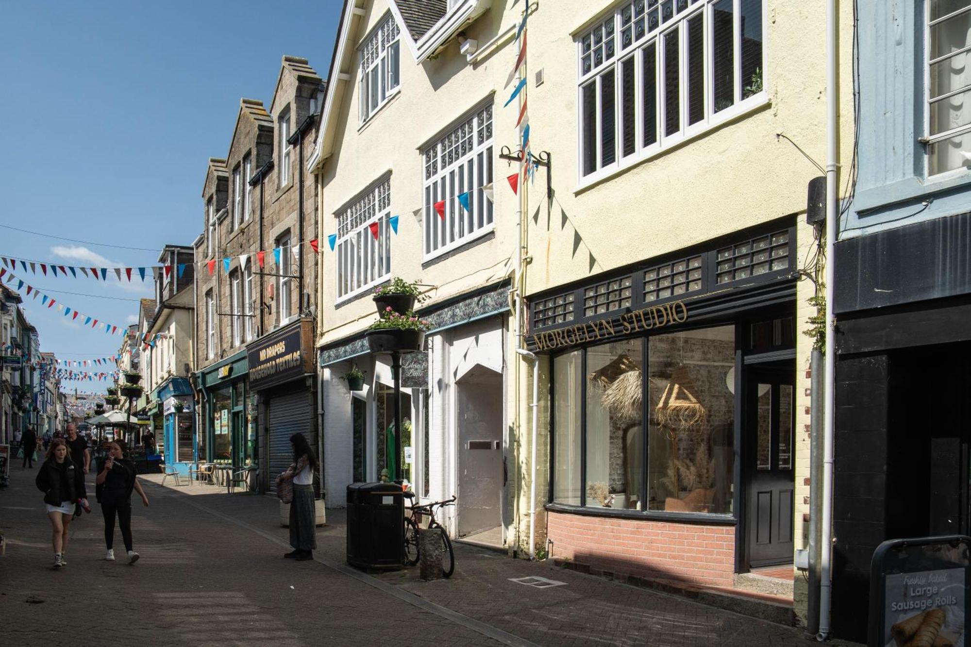 Modern Central One Bedroom Apartment In Penzance Exterior foto