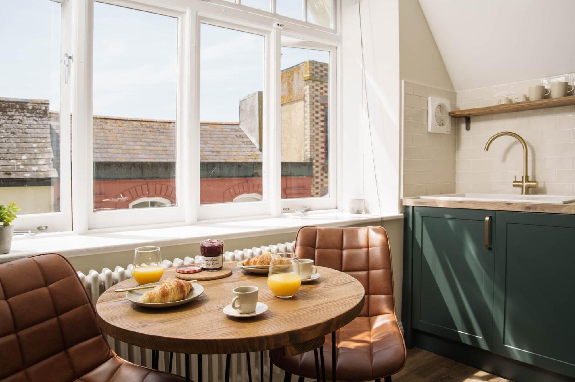 Modern Central One Bedroom Apartment In Penzance Exterior foto